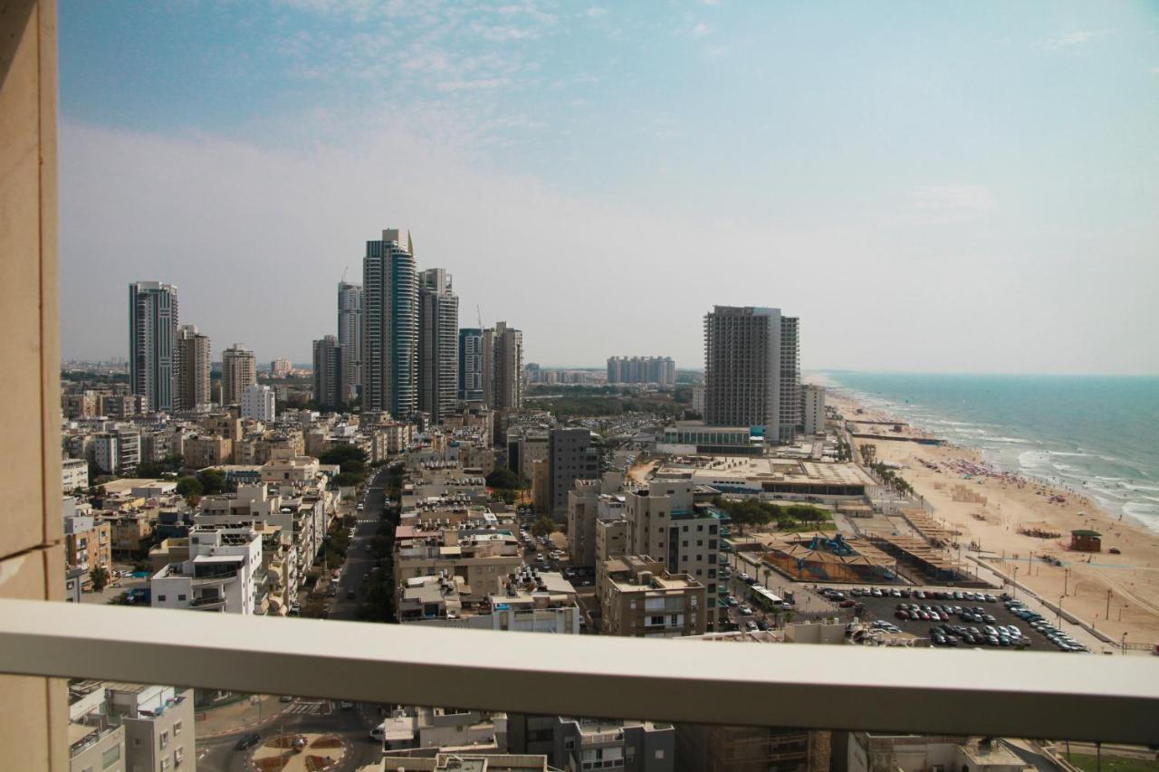 Apartments4You Leonardo 17 Bat Yam Esterno foto